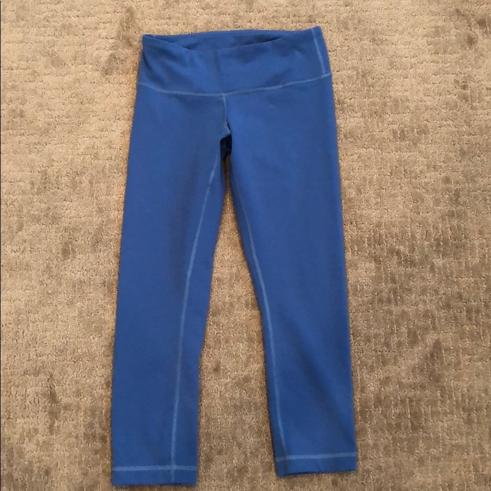 Lululemon 21” crops